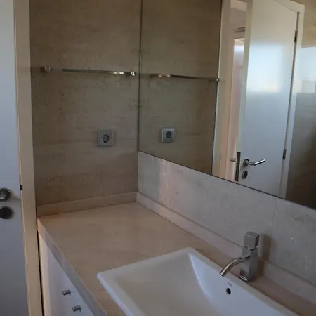 Villa Dos Salgados, 5Bdr, Beach Front, Near Salgados Golf Club Guia  Exterior photo