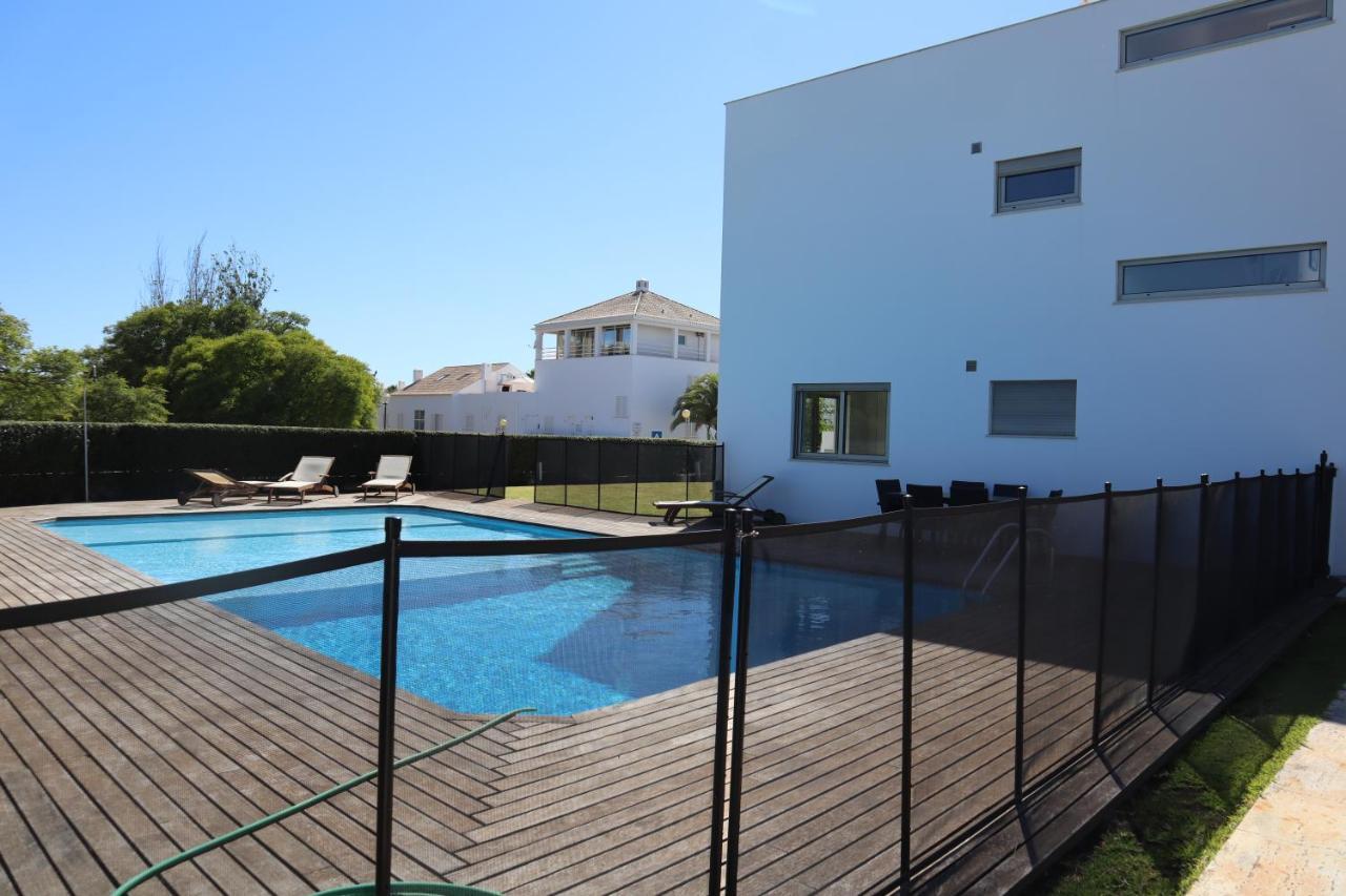 Dos Salgados, 5bdr, Front, Near Salgados Golf Club Villa *