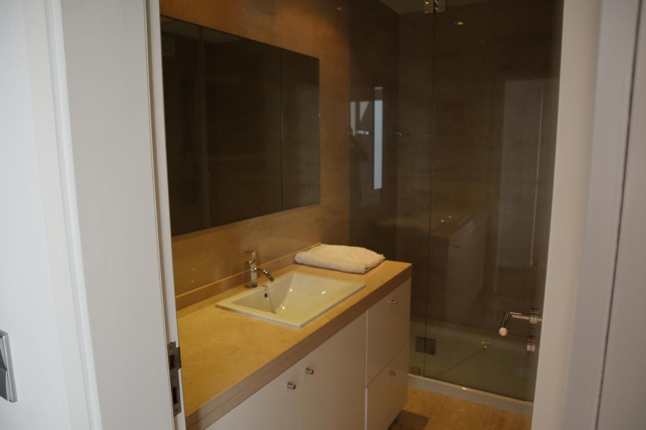 Dos Salgados, 5bdr, Front, Near Salgados Golf Club Villa *