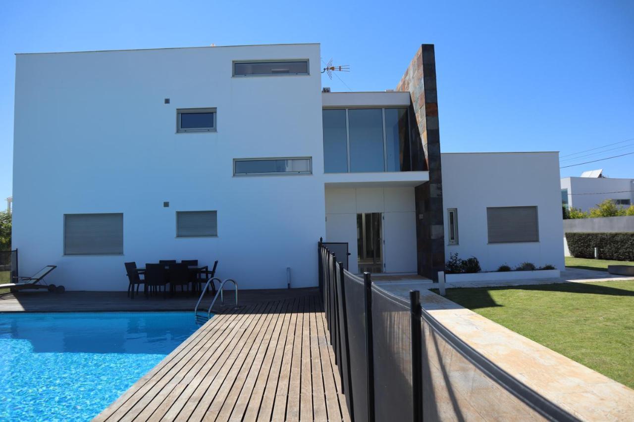 Dos Salgados, 5bdr, Front, Near Salgados Golf Club Guia (Faro)