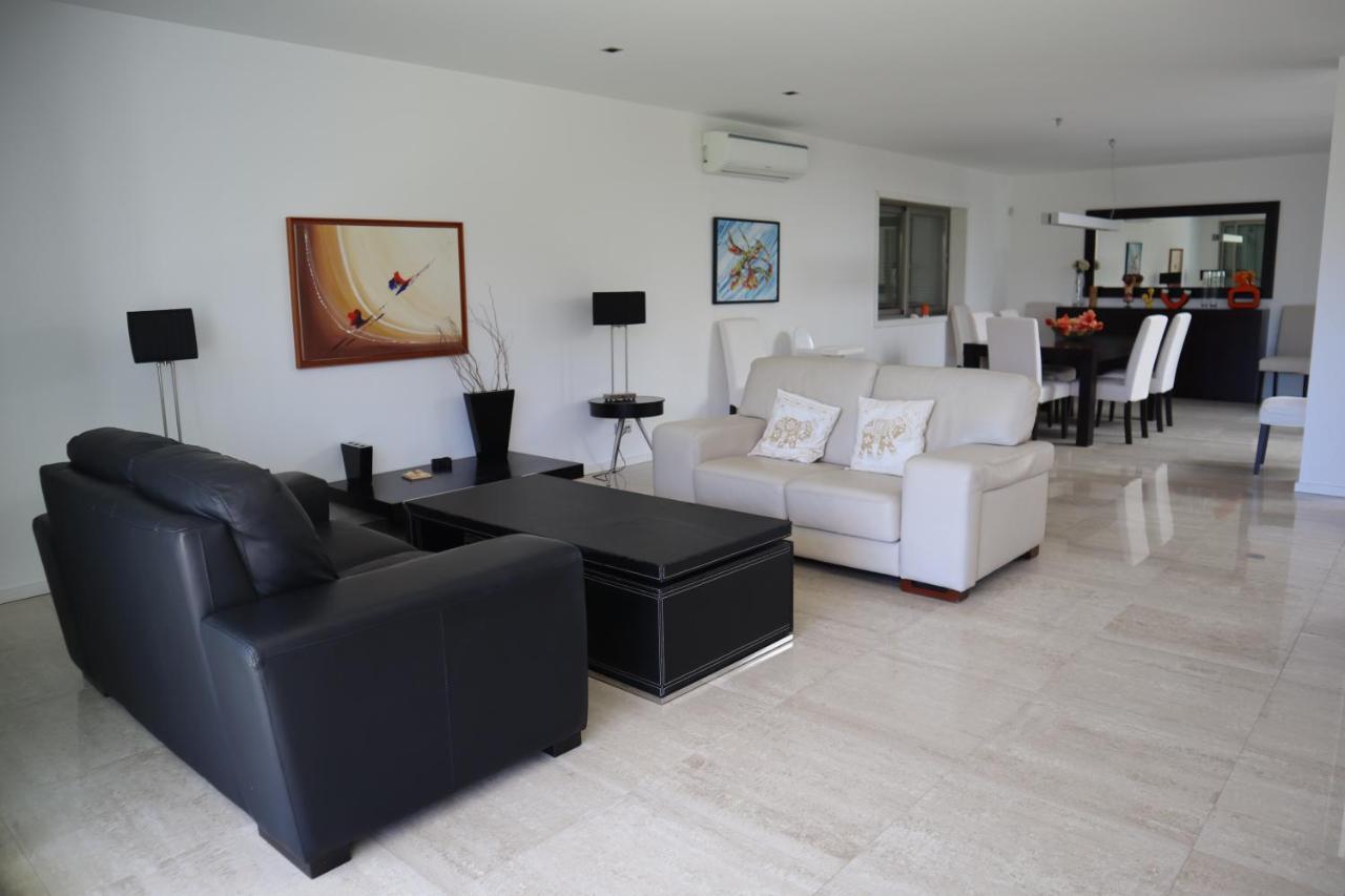 Dos Salgados, 5bdr, Front, Near Salgados Golf Club * Guia (Faro)